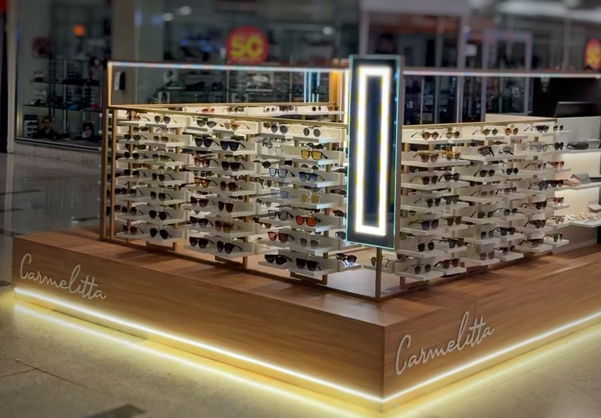Quiosque Carmelitta — exemplo de unidade pronta em shopping